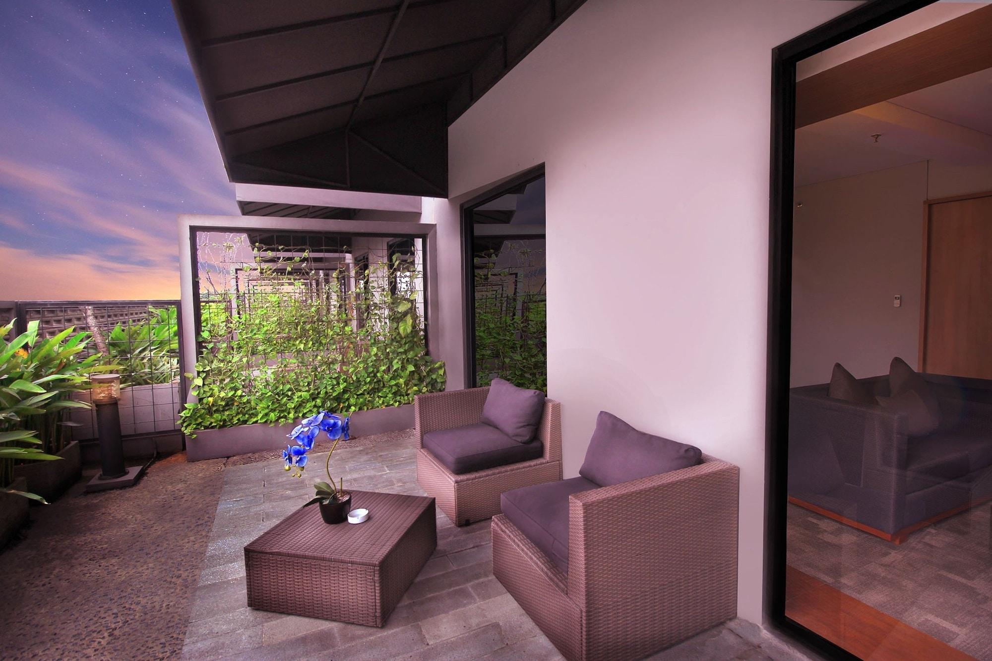 Hotel Batiqa Jababeka Cikarang