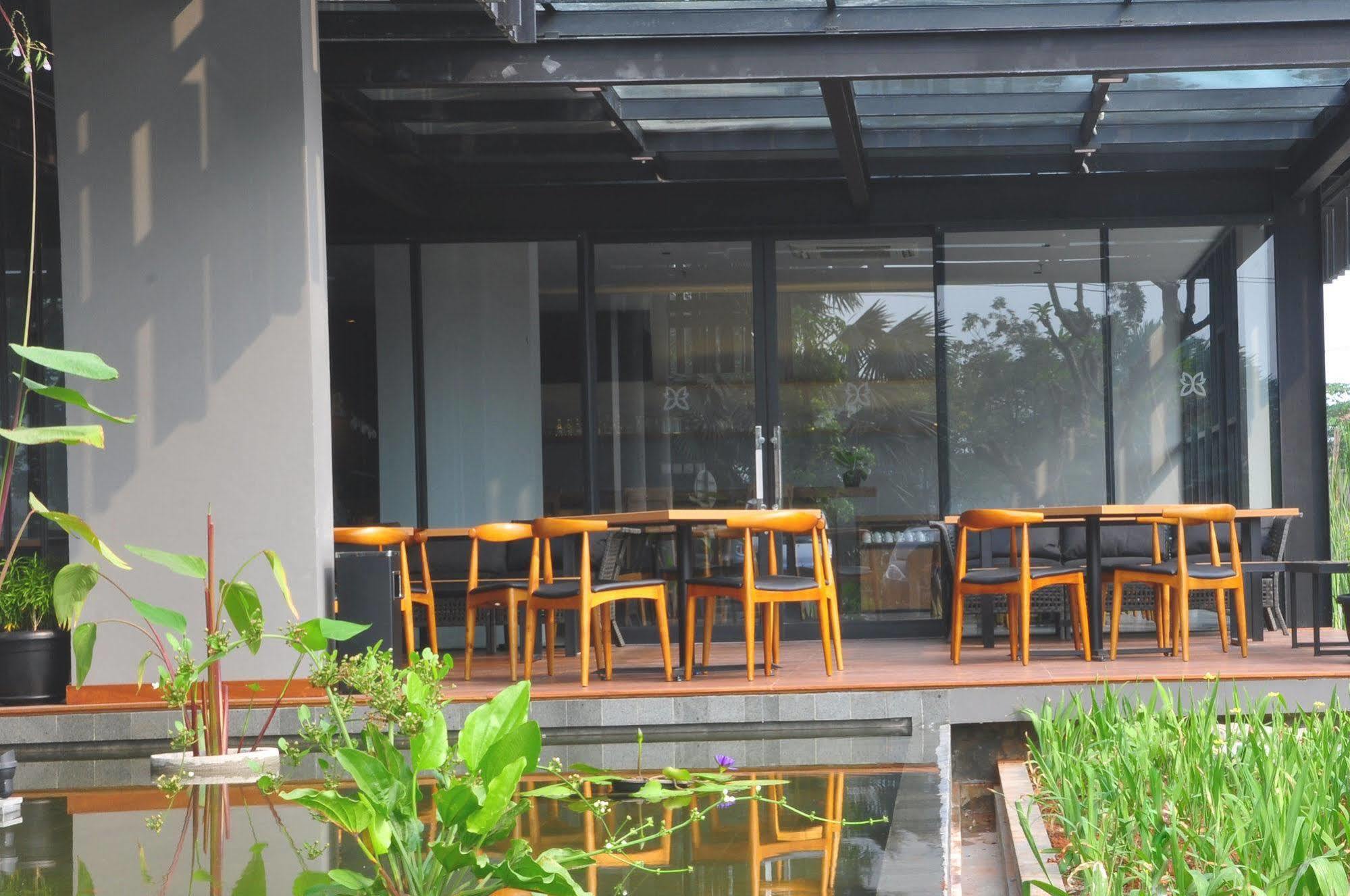 Batiqa Jababeka Cikarang